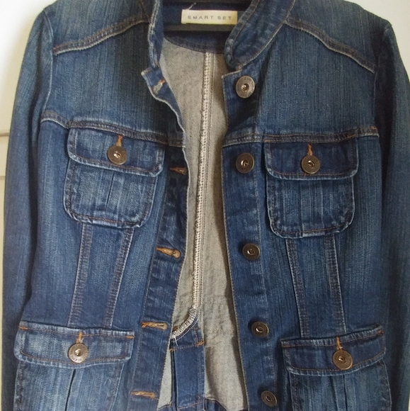 Jean Jacket - Picture 3 of 5